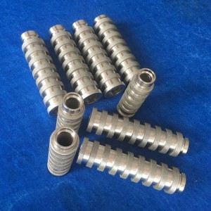 Electroplated diamond grinding wheel